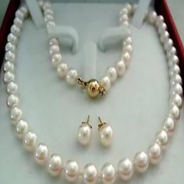 

14K Gold Clasp 8-9MM AAAA White Akoya Cultured Pearl Necklace Earring