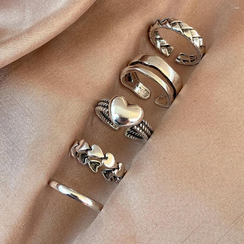 

Cluster Rings Vintage Silver Plated Ring For Womens Gothic Punk Steampunk Heart Butterfly Skull Sets Party Jewelry 2022