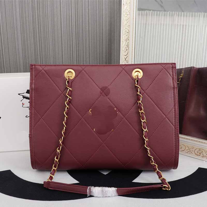 

Designer Tote bag large capacity shopping bags Women's luxury shoulder bag handbags Cowhide material fashion Soft purse Metal chain handbag Vintage tourism wallet, Customize