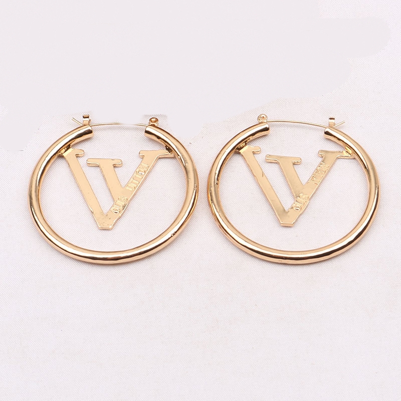 

Hot Designer Hoop Earrings Fashion Gold White K Letter Earring Lady Women Party Wedding Lovers Gift Engagement Jewelry for Bride 5cm Bing Round Circle Ear Studs Gifts