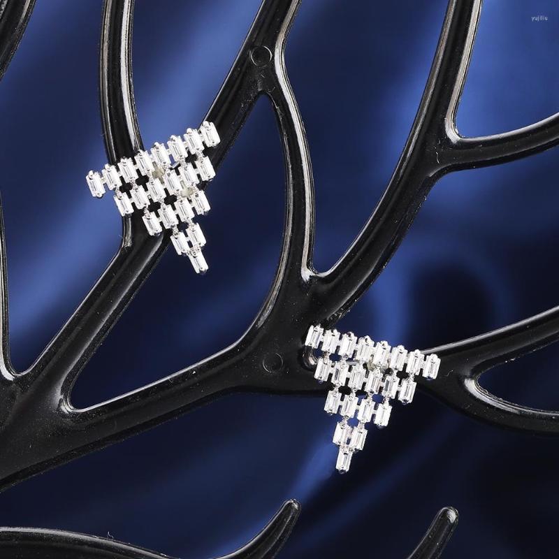 

Stud Earrings Geometric Fashion Exquisite Small Casual Everyday Party Luxury Shiny Trapezoid Design Jewelry