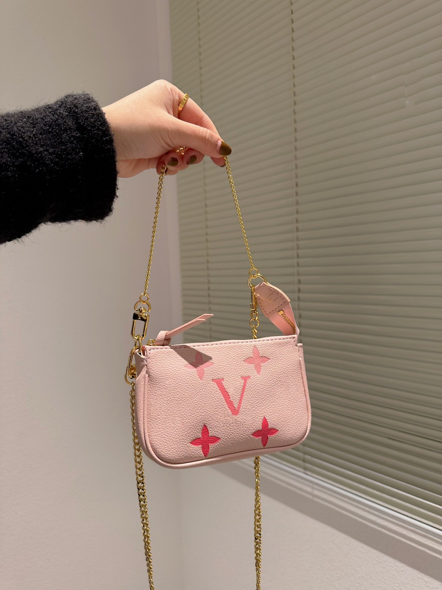 

CC MINI POCHETTE ACCESSOIRES bag Iconic Fashion Womens CANVAS Pouch Evening Clutch Zippy Chain Wallet Coin Purse Phone Sling Bag, Extra freight