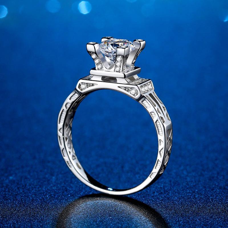 

Cluster Rings BOEYCJR 925 Silver Eiffel Tower Design 1ct F Color Moissanite VVS1 Engagement Ring For Women With National Certificate