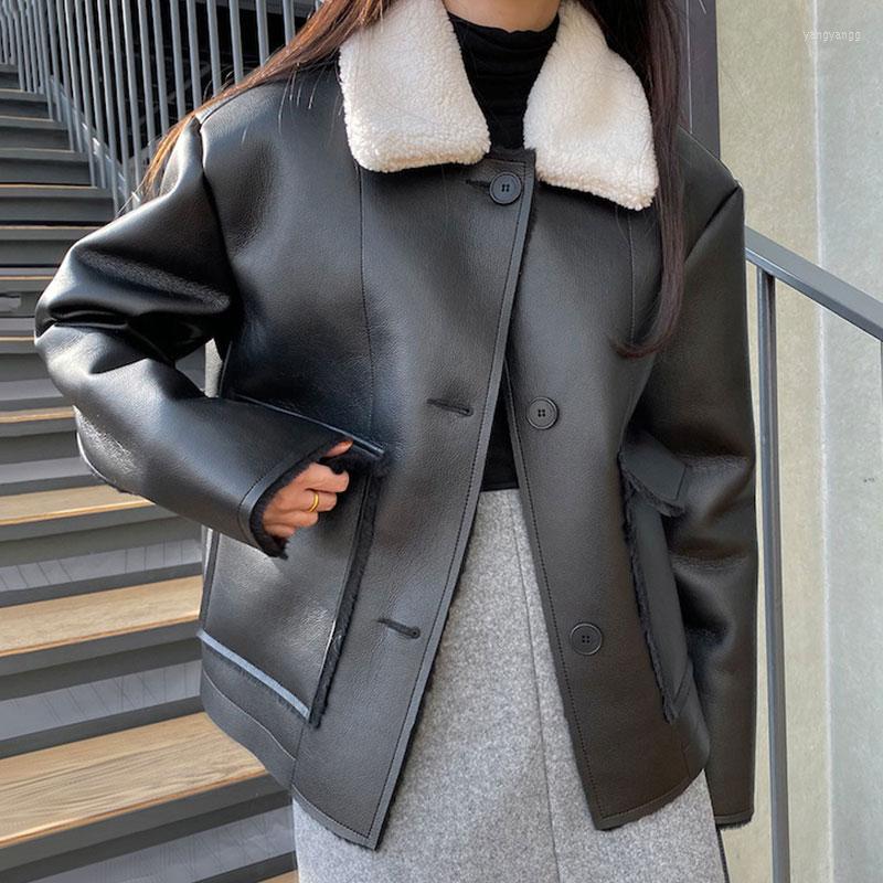 

Women's Leather Clothland Women Thick Black PU Jacket Pockets Long Sleeve Single Breasted Autumn Winter Chic Coat Tops CA467