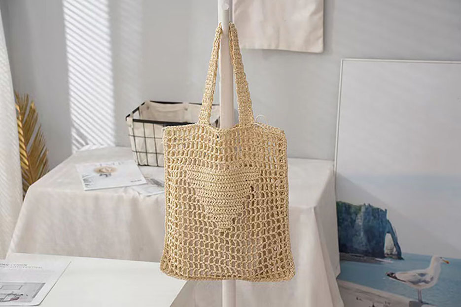 

Women Fashion Straw Weave Tote Bag Beach Totes Handmade Woven Raffia Shoulder Bag Summer Travel Handbags Embroidery Letter Shopping Bags, White