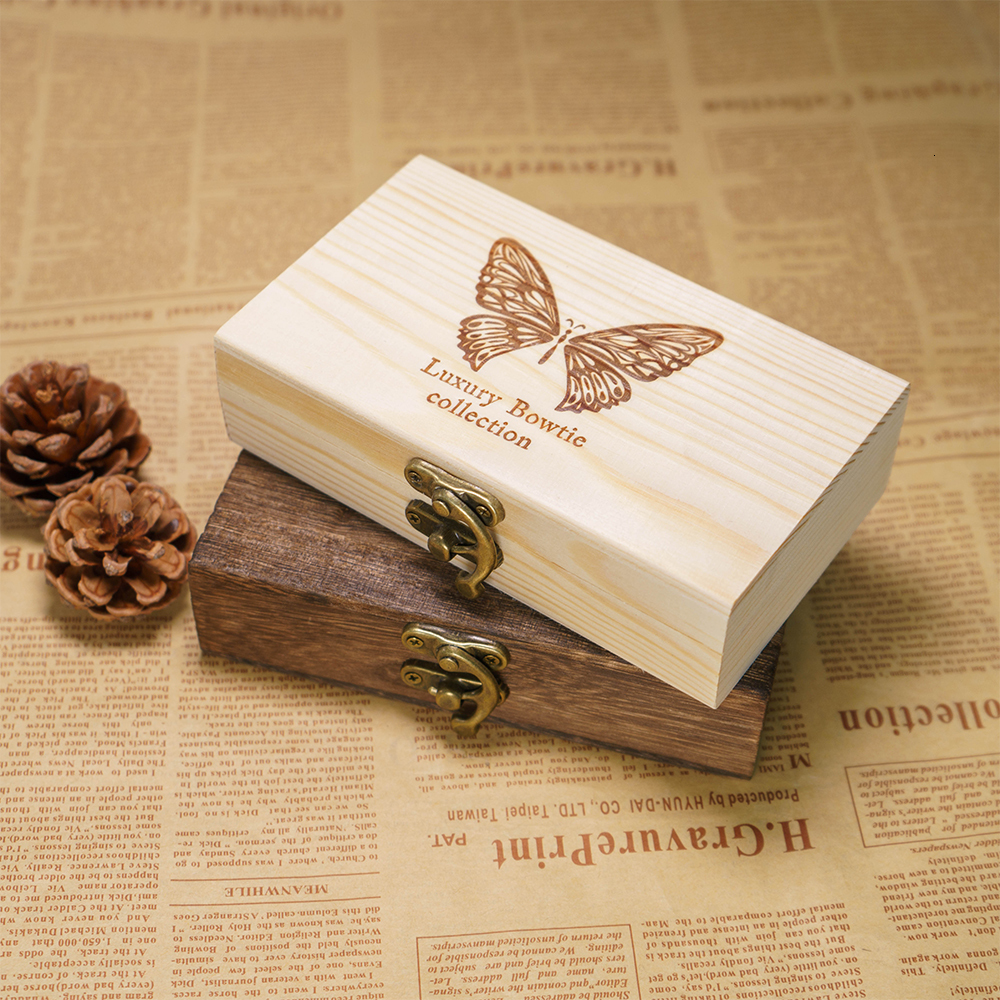 

Jewelry Boxes Home Storage Handmade Craft Wedding Feather Bow ties Natural Wooden With Lid Gold Lock Wood for Gift 221208