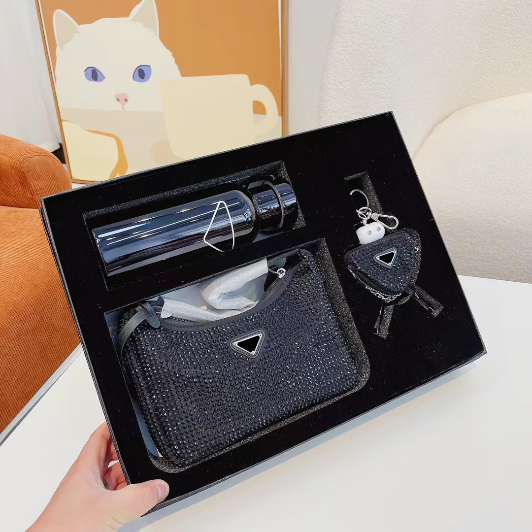 

designer Bags Gift Box Handbag Kettle Key Case Coin Purse Shiny Stick Diamond Half Moon Armpit Bag Three Piece Cute Pendant Canvas Bag fully-jewelled Handbags, Black diamond