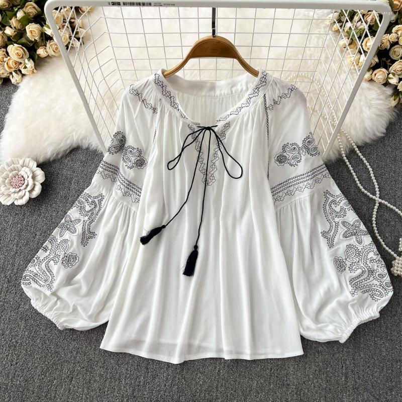

Women's Blouses Retro National Ethos Lantern Long Sleeve Round Collar Embroidered Literary Blouse Women's Casual Loose Slim, Purple