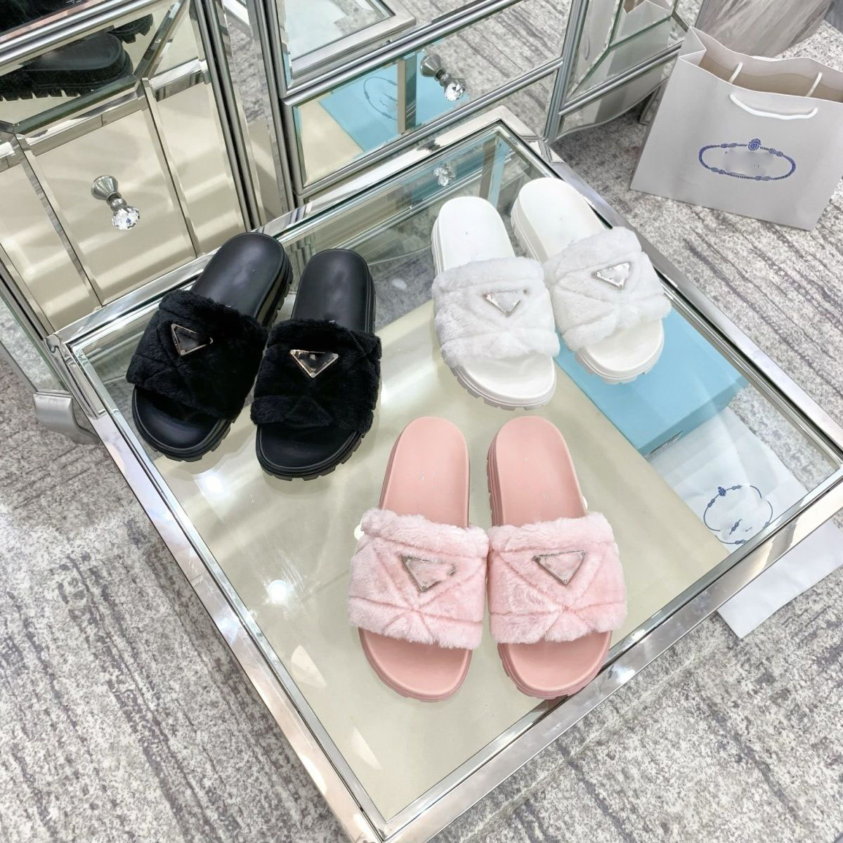 

Fashion Women Sandals slides Winter Sexy real leather brand low heel shiny sandal Ladies Beach shoes Dress shoe platform house slipper fuzzy sandal slippers, Grey