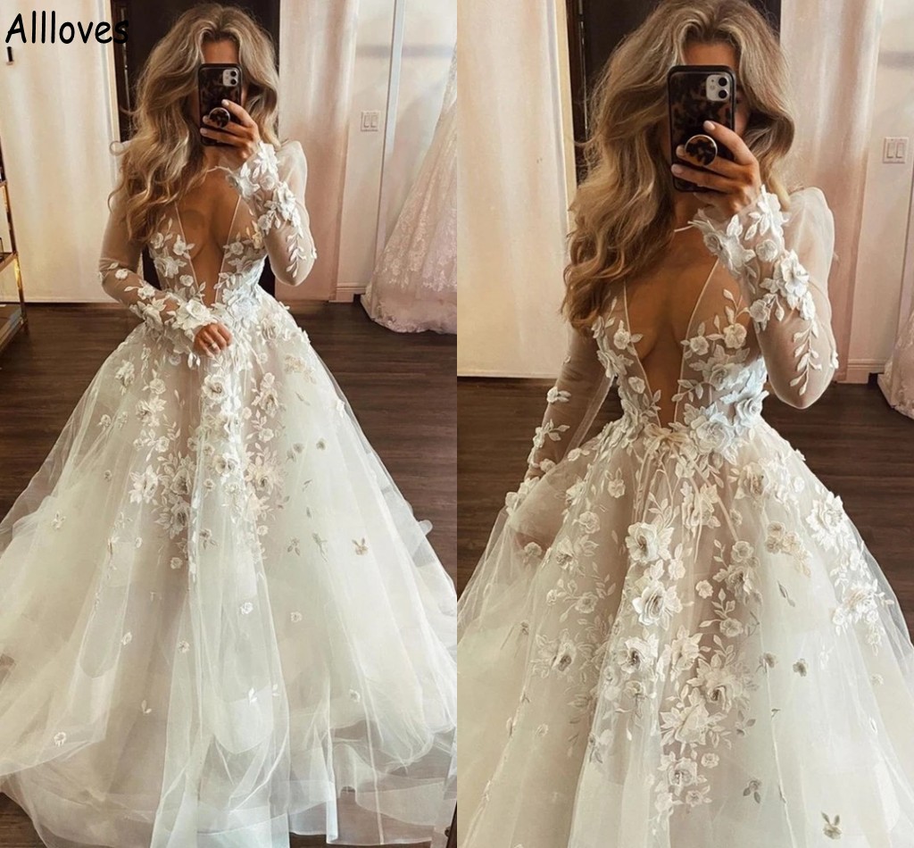 

V Neck Floral Lace A Line Wedding Dresses With Long Sleeves Sexy See Through Appliqued Arabic Aso Ebi Bridal Gowns Tulle Sweep Train Plus Size Vestidos De Novia CL1581, Champagne