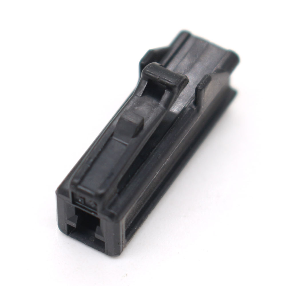 

7183-2413-30 1 Pin Yaziki New Original Stock Black C Battery Terminal Connector