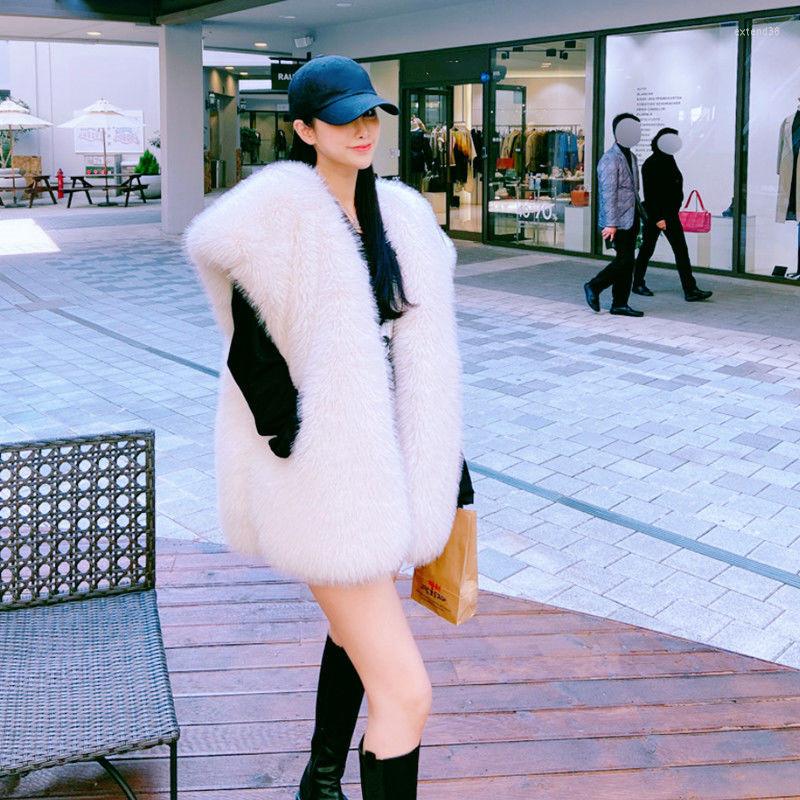 

Women's Down 2022 Autumn Winter Warm Fake Fur Women Vest V-neck Cardigan Design Long Loose Faux, White