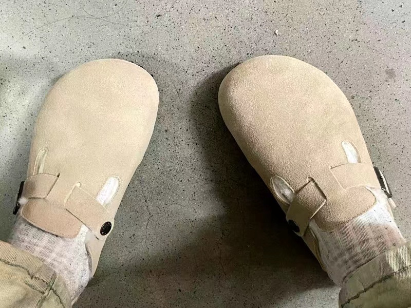 

Boots Boston Shearling Sandals fur mule slipper Designer Clogs Suede Leathe Slippers Wook Fur Cork Flat Slides Fashion Clog Arizona Mayari, Fur 03