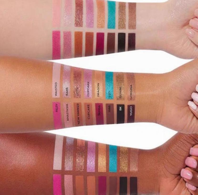 

ePacket New Makeup Eyes Brand Amrezy Eyeshadow Palette 16 Colors Shimmer Matte Eye Shadow1240357, Multi