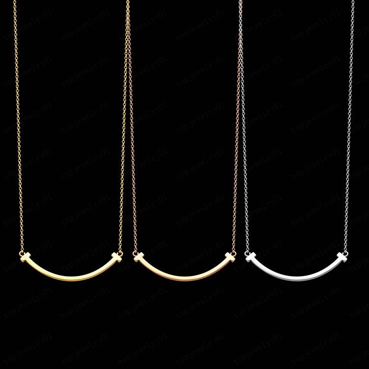 

Luxury Smile Necklace Women Stainless Steel Couple Diamond Pendant Designer Jewelry for Neck Christmas Gifts for women Accessories Wholesale with box