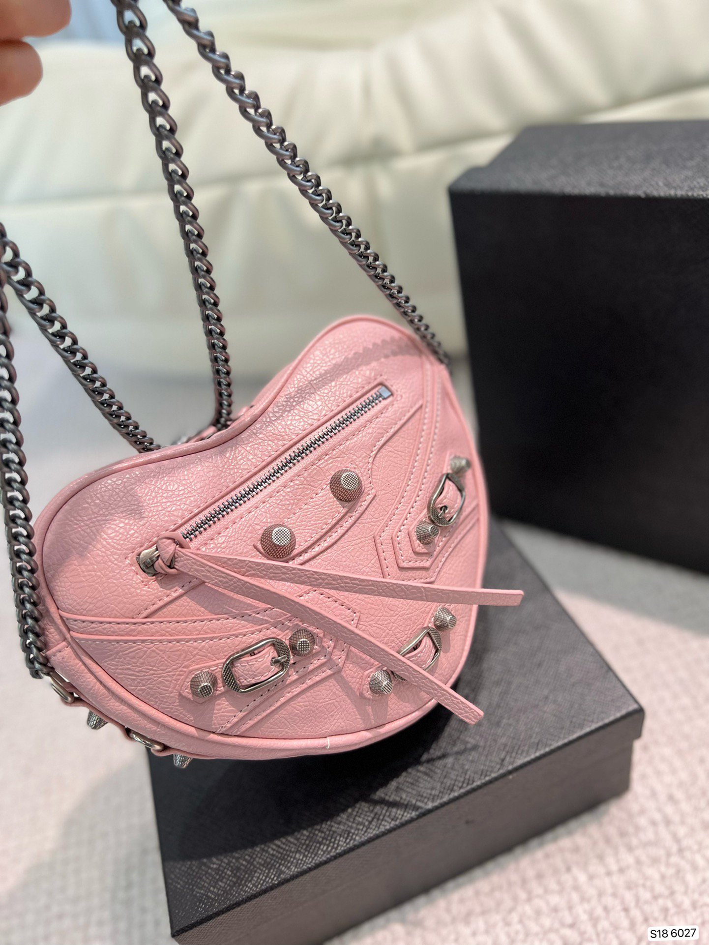 

Totes Bags PM MM WOMEN A Retro Bike Love Packet Bag Luxurys Designers Genuine Leather Handbags Messenger Cross body Shoulder Bag, 24*17cm+box