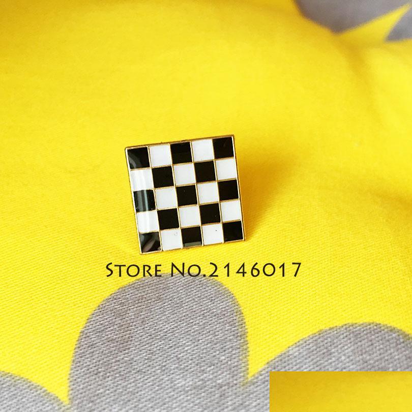 

Pins Brooches 50Pcs Masonic Mason Mosaic Pavement Pins Custom Lapel Pin Badge Masons Black White Checkered Rug Floor Blue Lodge Bro Dhphg