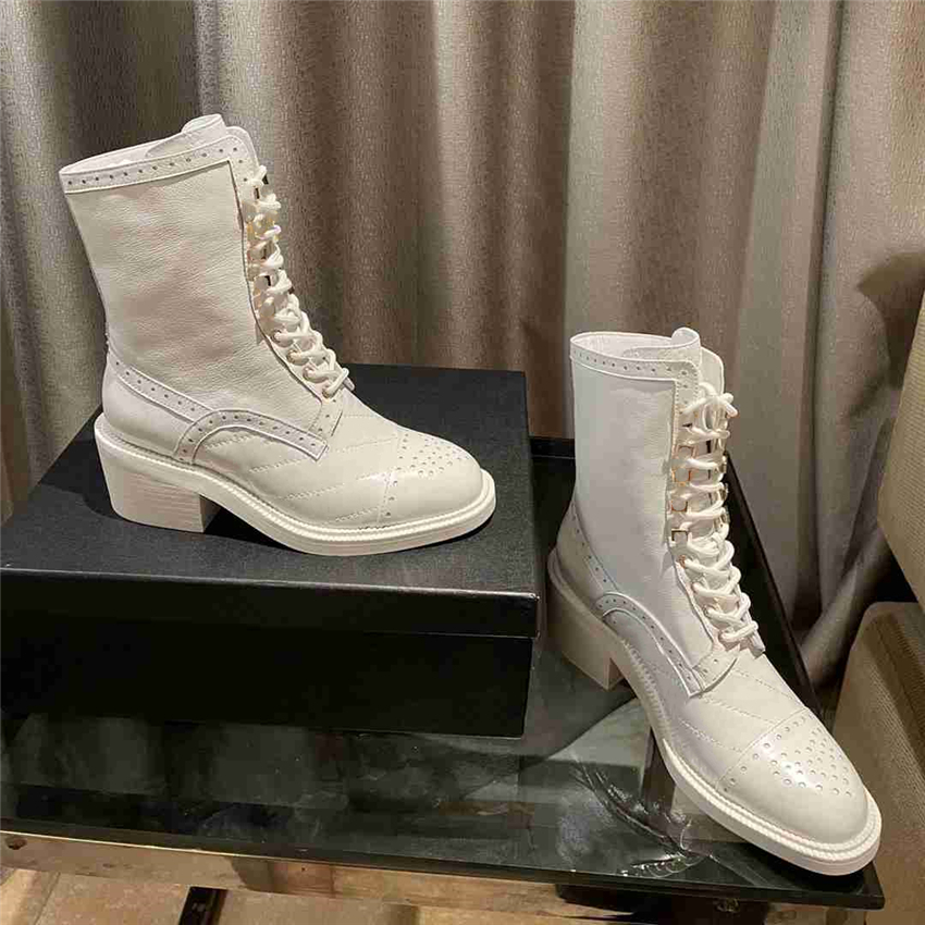 

Luxury Design Boots Fashion Channel Women Retro Decoration Winter Warm Snow Non slip High Heel Martin Knight Tassel Casual Socks Boots 08-03