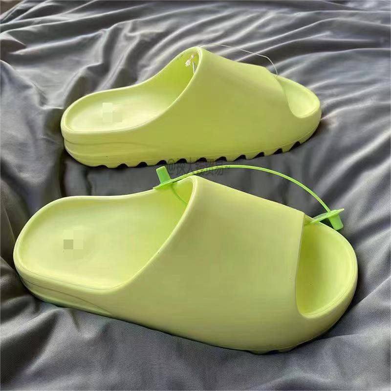 

DHgate Designer Slippers Men Woman Mineral Blue Onyx Pure Sandals Slide Slipper Foam Ochre RUNR Bone Resin Clog Desert Ararat runr slides shoe, Matcha green