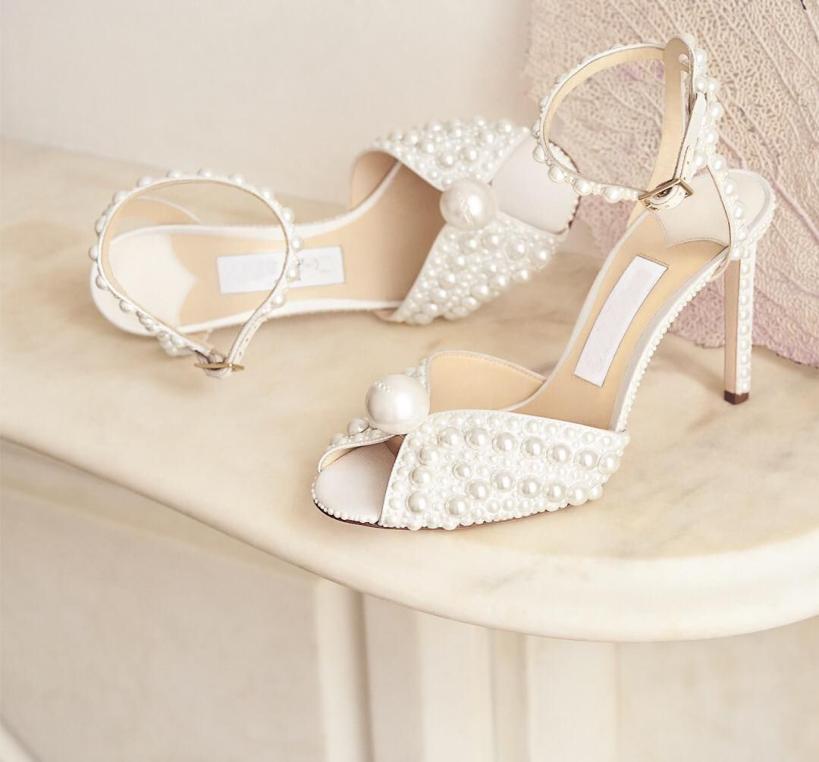 

Women Wedding dress bride shoes White Satin Platform Sandals with AllOver Pearl Embellishment sandal high heel platforms chunky h8077385