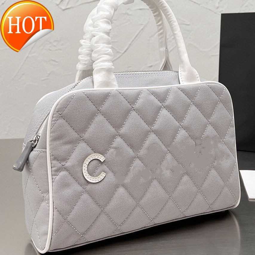 

Unisex Luxury Designer Handbags Fashion Texture Ringer Leisure Sports Bag Portable Handheld Vintage Embroidery Style Travel Bag Sold Direct From Factory, Grey