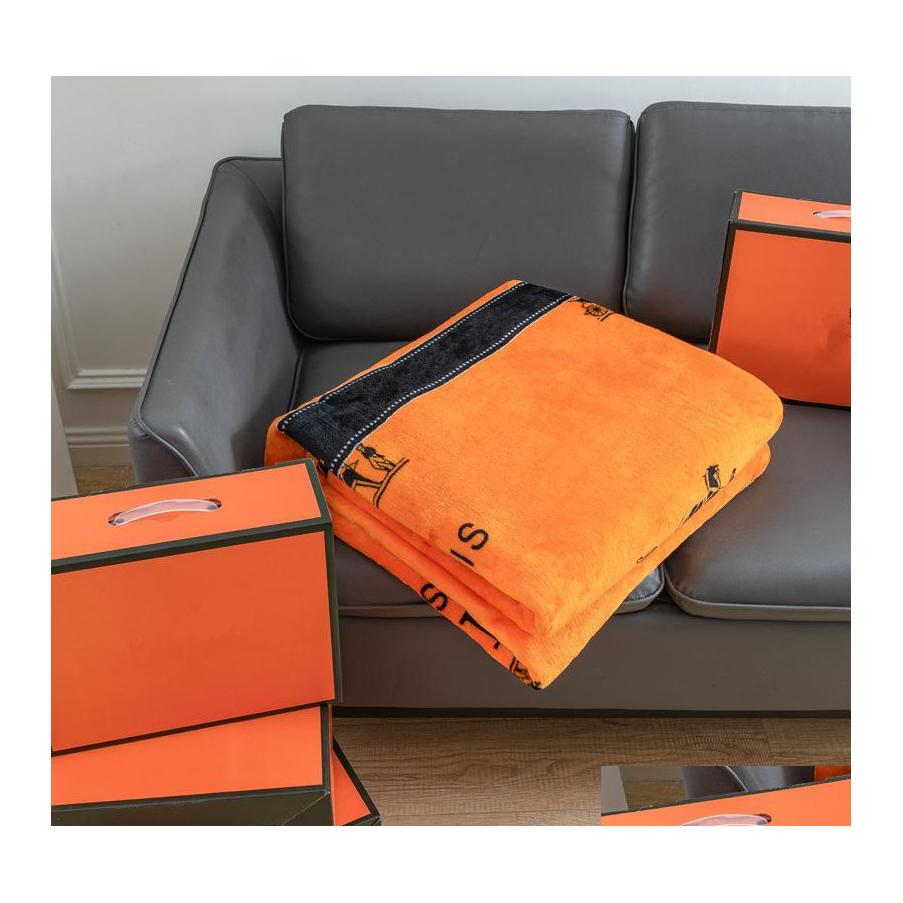 

Blankets Designer Blanket Soft Home Office Nap Air Conditioning Sofa Decoration Travel Car Throw High Grade Business Gift D Homefavor Dhekd