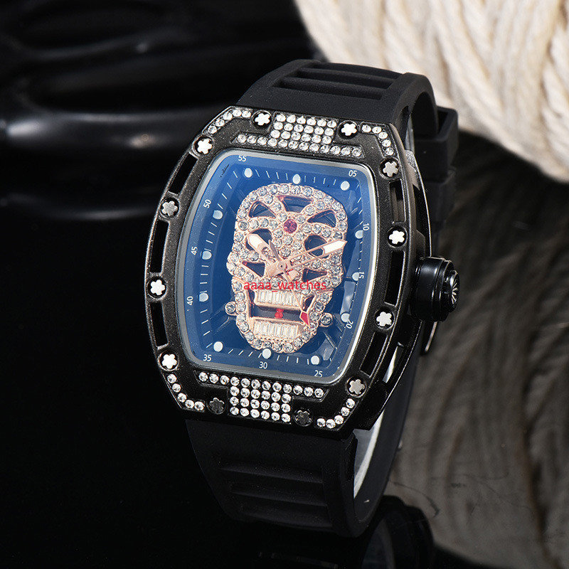 

2023 Fashion personality transparent sport retro gear machine quartz watch alloy diamond rubber band quartz watchES 147