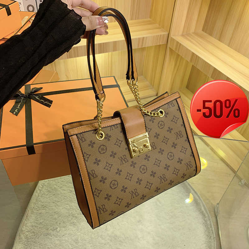 

New Clutch Bags for Women 2022 Autumn Fashion Letter Bag Women's Handbag evening ladies clutches luxury handbags designers, Black4
