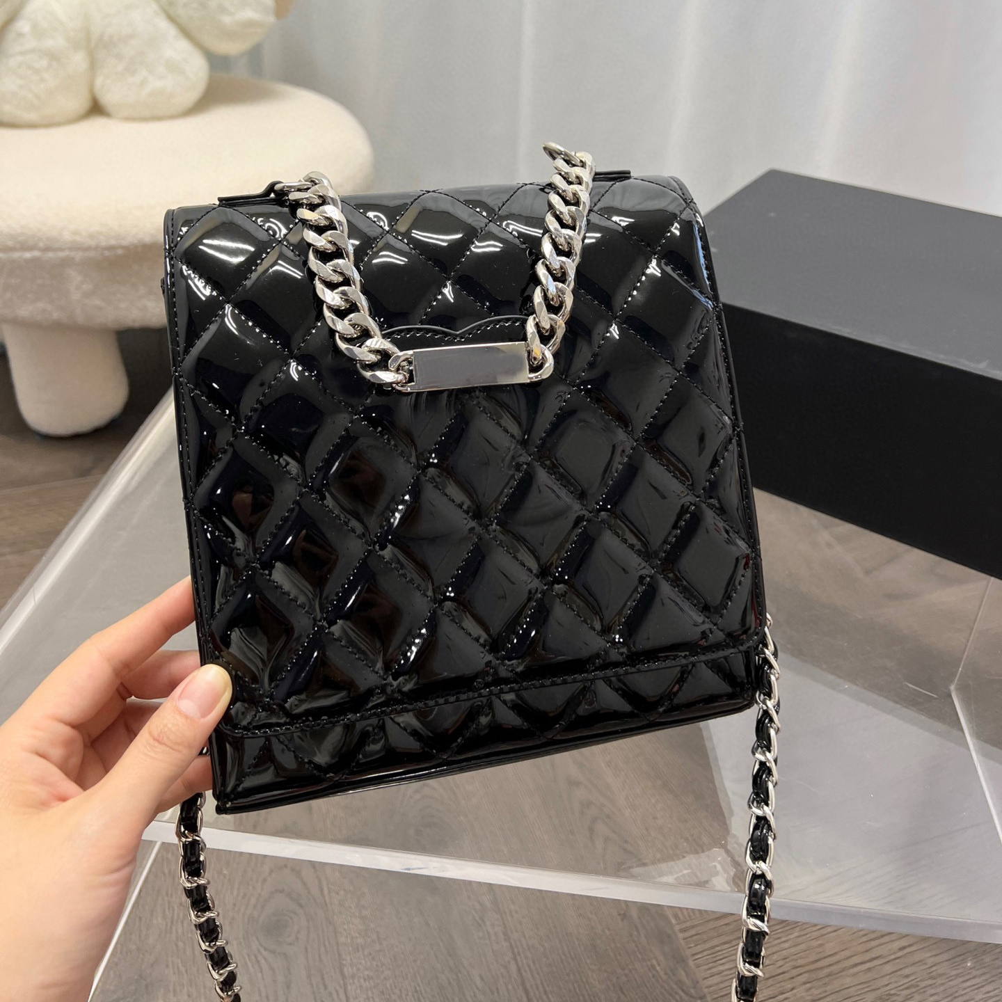 

5A Designer Bag Patent Leather Diamond Lattice Thread Handbags Silver Hardware Women Purse, White