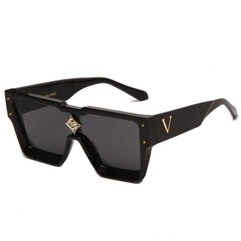 

One piece large frame sunglasses for women with high sense of individuality fashion diamond stud sunglasses