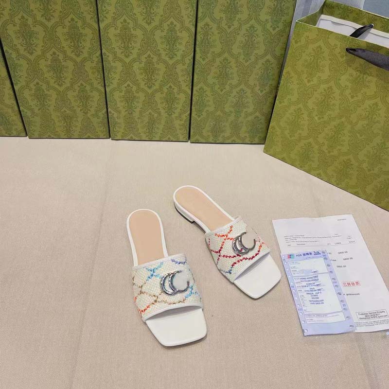 

621s Sandals Sandals slipper Foam Runners Bags Designer Women Rubber Patent Leather It is a kind of shoes that can be match, #7