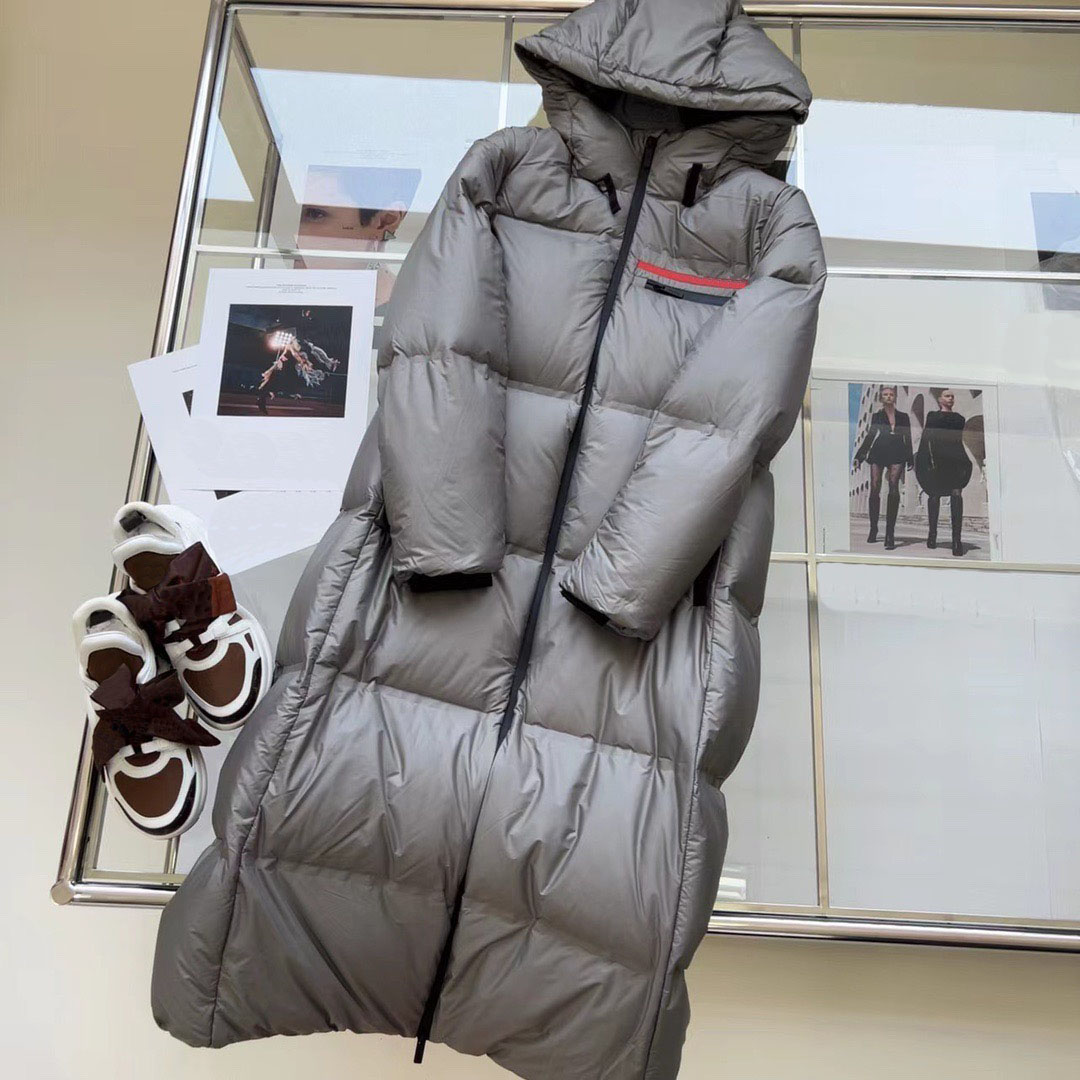 Brand womens Outerwear jacket down coat designer hooded large pocket bread suit loose and thick winter warm men parkas Women Jackets
