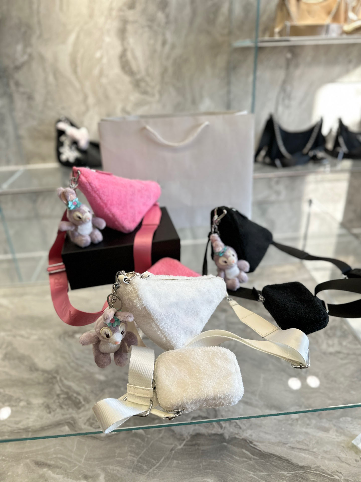 

Fluffy Triangle bag Luxury designer women bags handbag Plush purse Zipper shoulder bag Crossbody Three colors Winter 2 in 1, White