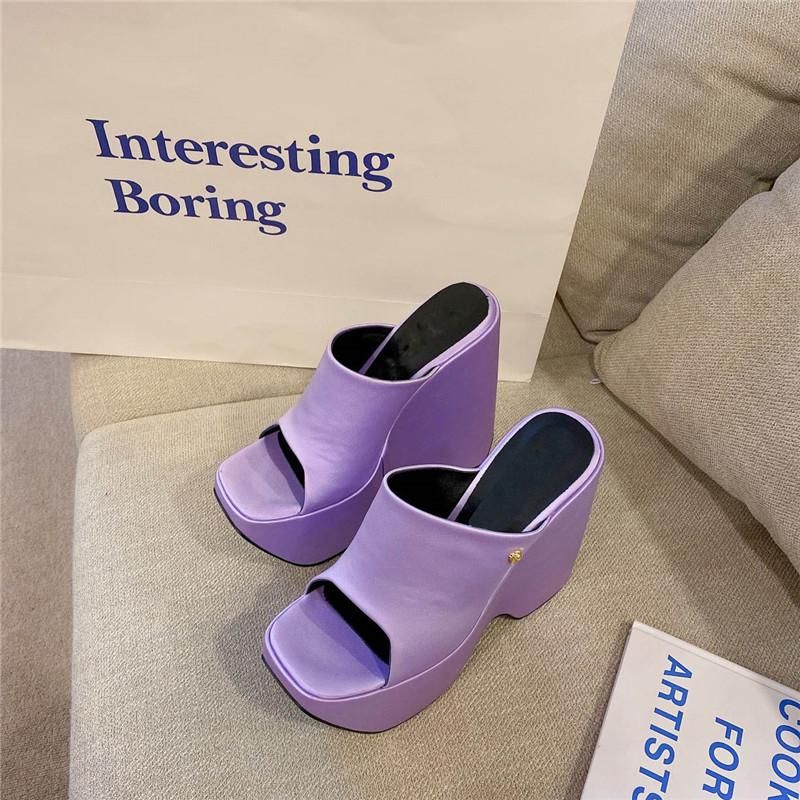 Designer de luxe pour femmes TRIPLATEFORM CUIR MULES SANDALES Tongs avec boîte
