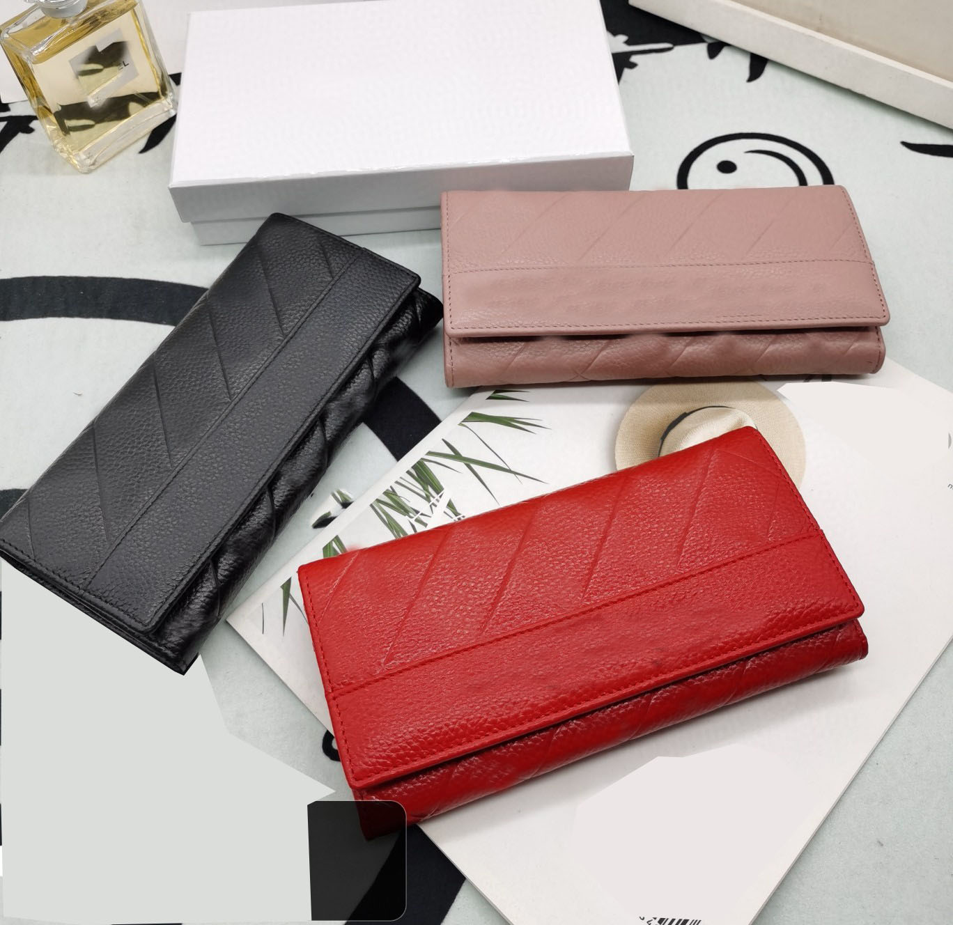 

Luxury Designer Women's Wallet Zipper Card Bag Money Bag Leather Handbag8020, Pink