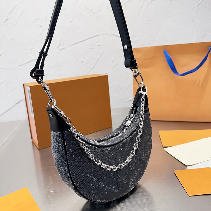 Sacs à bandoulière en cuir PU Femmes Underarm Designers Sac à bandoulière Mode Totes Sacs à main classiques Demi-Lune Portefeuille Shopping Chaîn