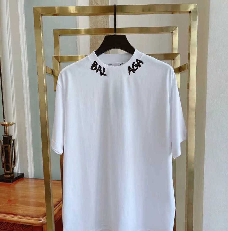 

23SS Designer Luxury Balanciagas Classic T Shirt Balencigas Fashion Graffiti Pure Cotton Short Back Letter Printing Pullover Mens And Womens, White1