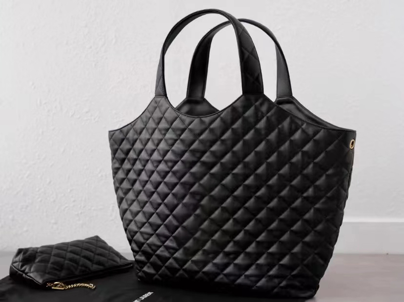 

Designer Shopping Bags Icare Maxi Totes in Quilted Lambskin Genuine Leather large Capacity Shoulder Luxury Tote Bag Chain Coin Wallet, Black