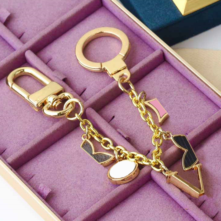 New Luxury designer long keychain car key ring mens and womens fixed bag pendant accessories Souvenirs CarBag Keychains gift