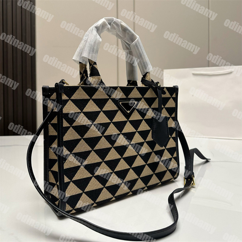 

Larger Tote Bags 3 Size Women Designer Handbags Geometric Crossbody Shoulder Bag Womens Luxury Shopper P Designers Shopping Purses Symbole, 17*19cm