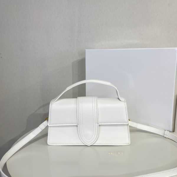 

Luxury Designer Shoulder Jacquemes Bag France Women Femme Crossbody Tote For Women Leather Shopper Small Flap Handbags Ja Messenger Bags, 18cm khaki