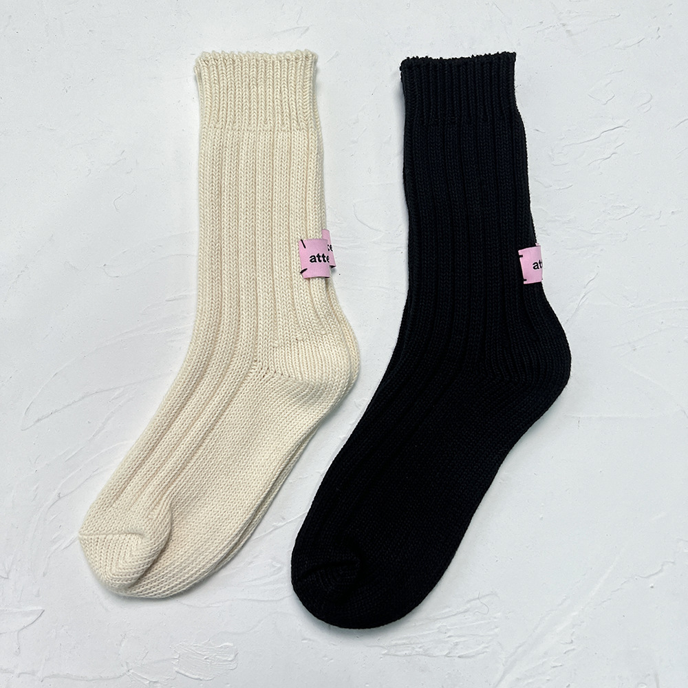 

Beige Black Embroidery Socks Men Women 100% Cotton Socks Fashion Four Seasons