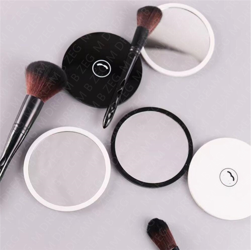 

Designer Mirrors Round Square Classic Colors Women Letter C Portable Makeup Mirror Smooth Cosmetic Mirrors Make Up Tools