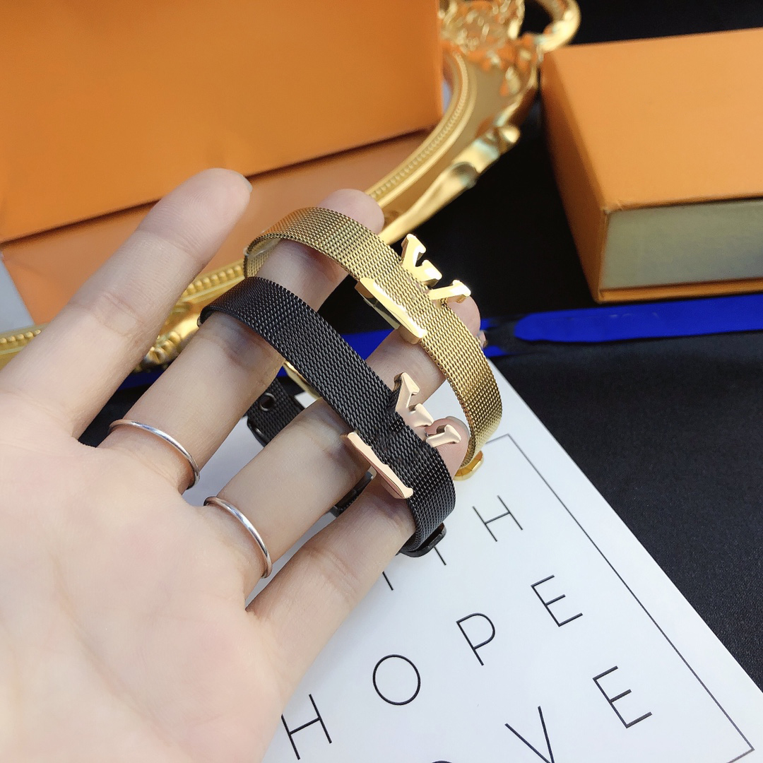 

20style 18k Gold Bangle Bracelet Luxury Designer Stainless Steel Bracelets Fashion Women Letter Pendant Wedding Bangles Special Design Jewelry