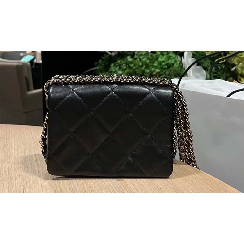 

7A Designer bag Classic Chain Flap Bags Women Shoulder Bag Female Crossbody handbag Purses Handbags with solid checkered diamond stripe logo simple and elegant, White1