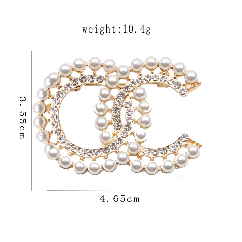 

Luxury Women Men Designer Brand Letters Brooches 18K Gold Plated Inlay Crystal Rhinestone Jewelry Brooch Pearl Pin Marry Christmas Party Accessories Gifts
