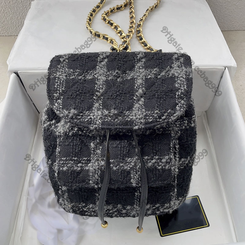 

22K Designer French Bucket Flap Backpack Style Black Pink Patchwork Two-tone Tweed Quilted Handbags Gold Hardware Double Chain Classic Shoulder Sacoche Womens 24cm