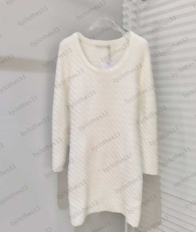 

Casual Dresses Womens Designer Clothing Logo Velvet Fabric V-neck Knit Dress Long Sleeve Collect Waist Design Pure Color Slim Maxiskit Gentle Simple Women Wear 1970