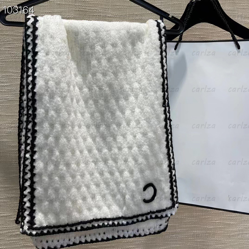 

Fashion White Wool Scarf Womens Designer Silk Weave Letters Scarves Luxury Black C Letter Cashmere Stripe Pashmina Furry Wrap Mens Shawl Hot