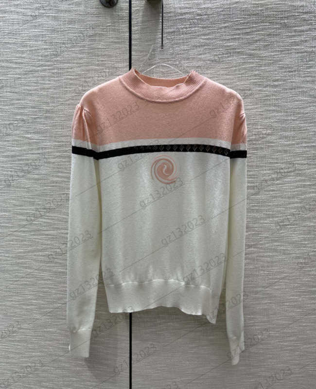 

Womens Sweaters Chest Contrasting Color Striped Print Thread Round Collar Pullover Knit Sweater Standard Long Sleeves Knitwear Joker Women Clothes 2 Colors 1970